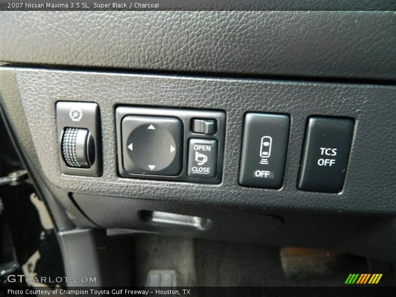 Controls of 2007 Maxima 3.5 SL