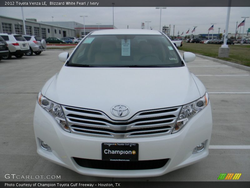 Blizzard White Pearl / Ivory 2012 Toyota Venza LE