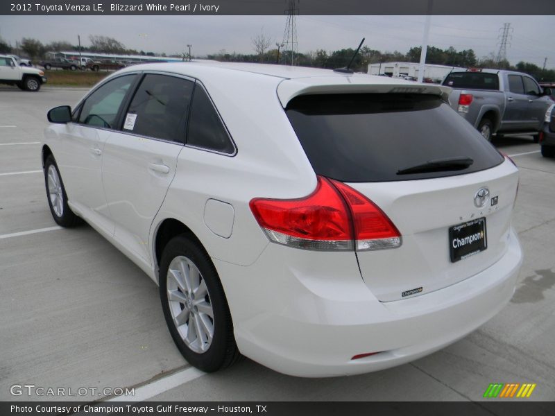 Blizzard White Pearl / Ivory 2012 Toyota Venza LE