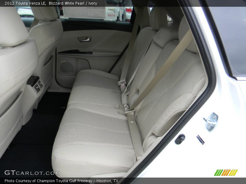 Blizzard White Pearl / Ivory 2012 Toyota Venza LE