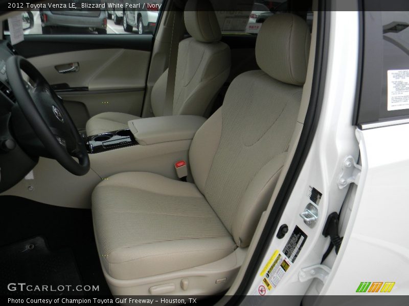 Blizzard White Pearl / Ivory 2012 Toyota Venza LE
