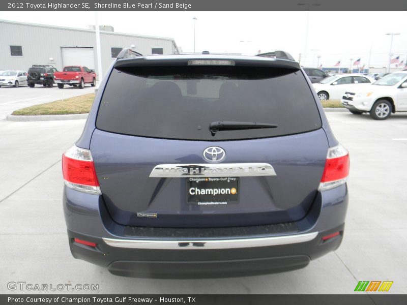 Shoreline Blue Pearl / Sand Beige 2012 Toyota Highlander SE