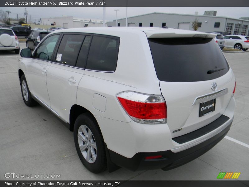 Blizzard White Pearl / Ash 2012 Toyota Highlander V6