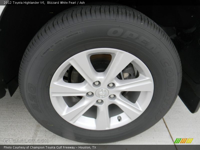 Blizzard White Pearl / Ash 2012 Toyota Highlander V6