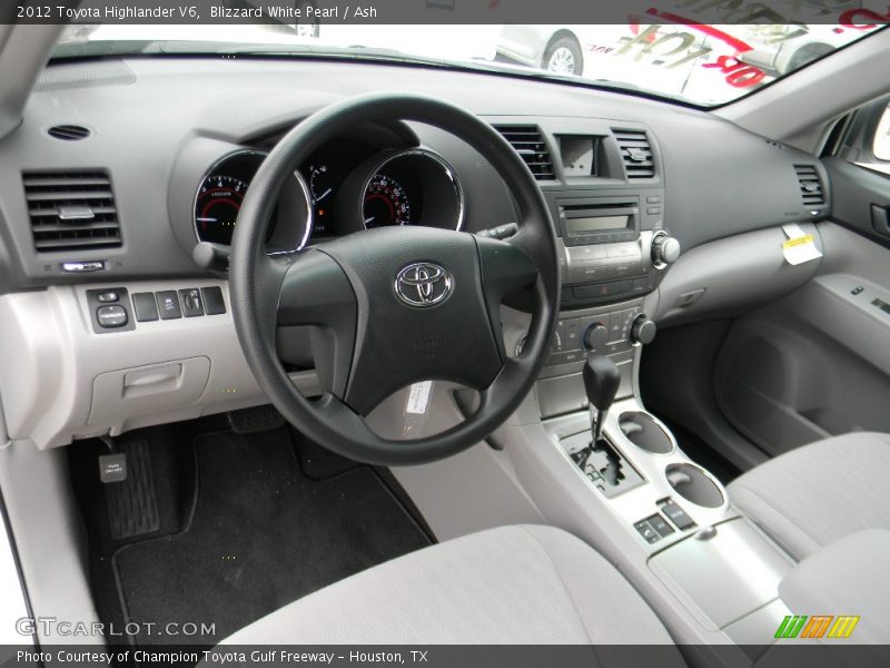 Blizzard White Pearl / Ash 2012 Toyota Highlander V6