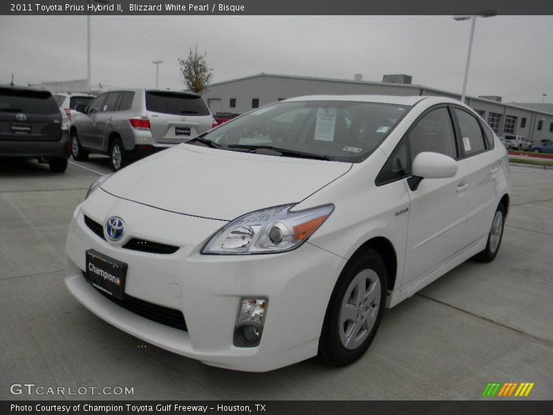 Blizzard White Pearl / Bisque 2011 Toyota Prius Hybrid II