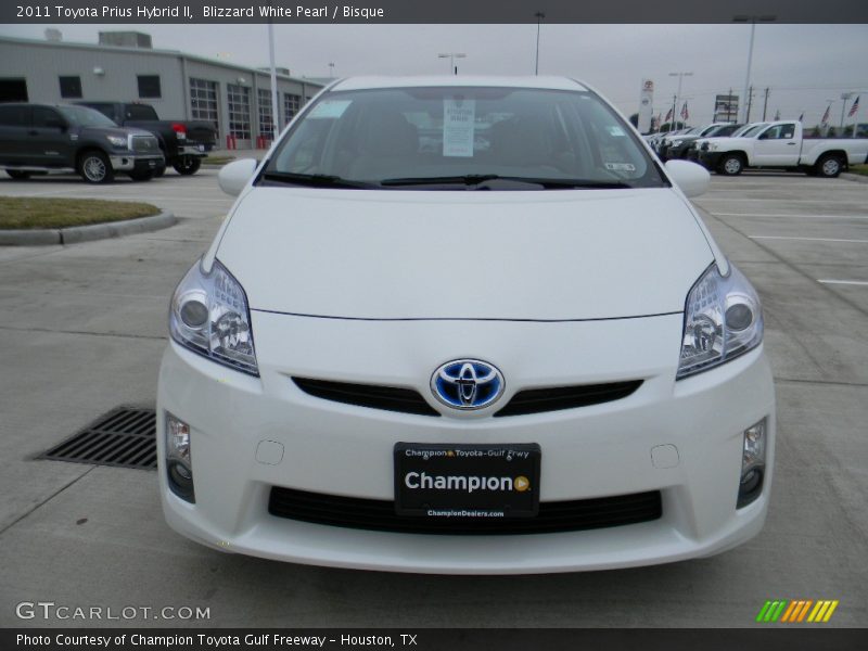 Blizzard White Pearl / Bisque 2011 Toyota Prius Hybrid II