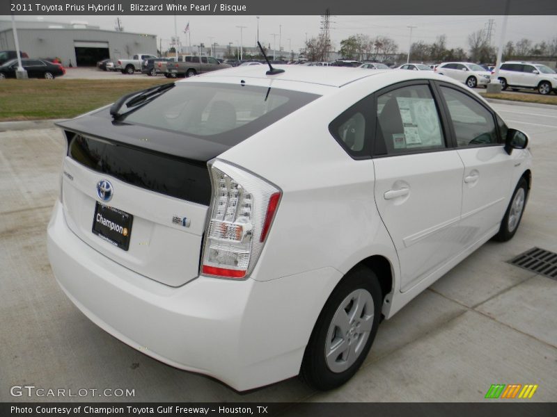 Blizzard White Pearl / Bisque 2011 Toyota Prius Hybrid II