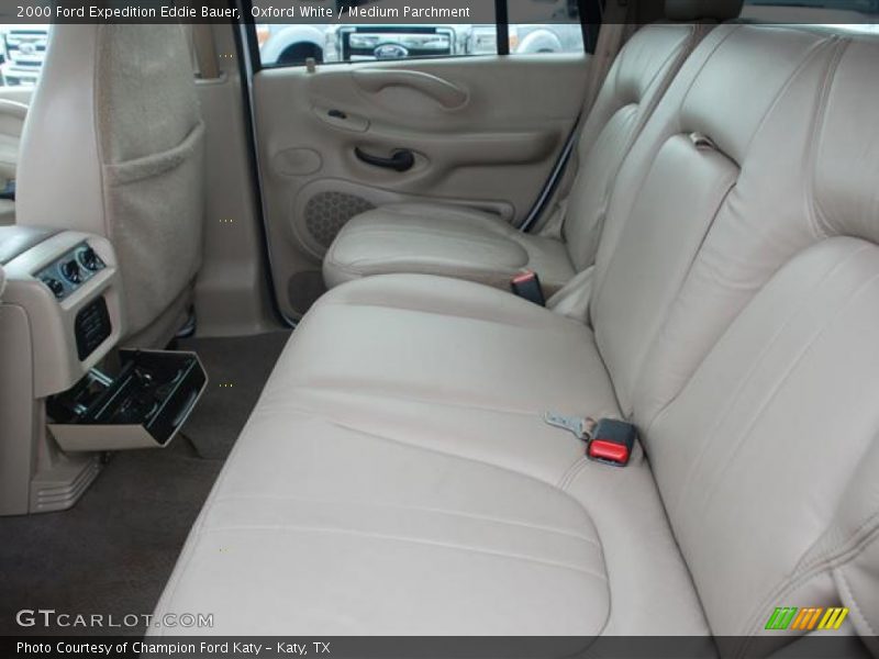 Oxford White / Medium Parchment 2000 Ford Expedition Eddie Bauer
