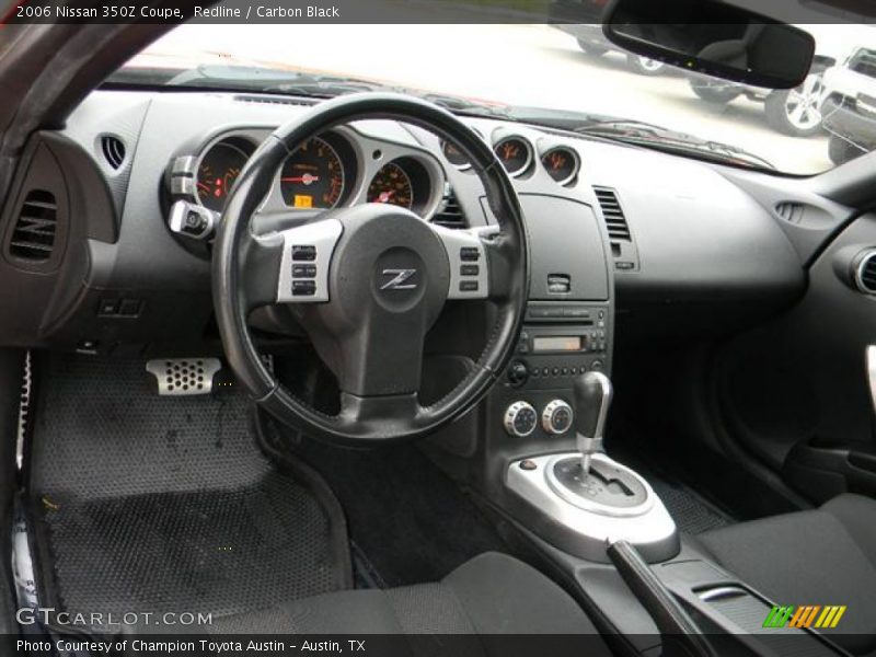 Dashboard of 2006 350Z Coupe