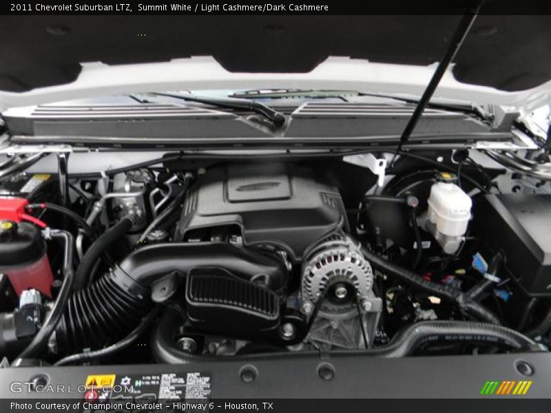 Summit White / Light Cashmere/Dark Cashmere 2011 Chevrolet Suburban LTZ