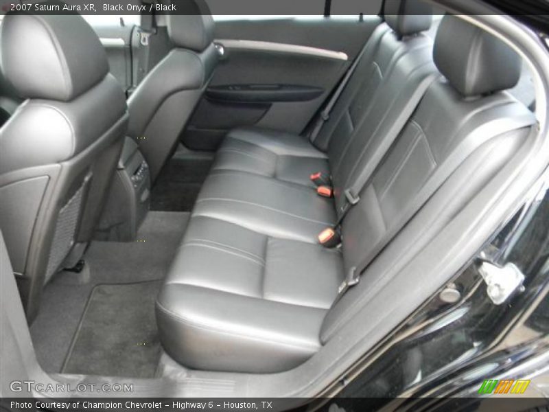 Black Onyx / Black 2007 Saturn Aura XR