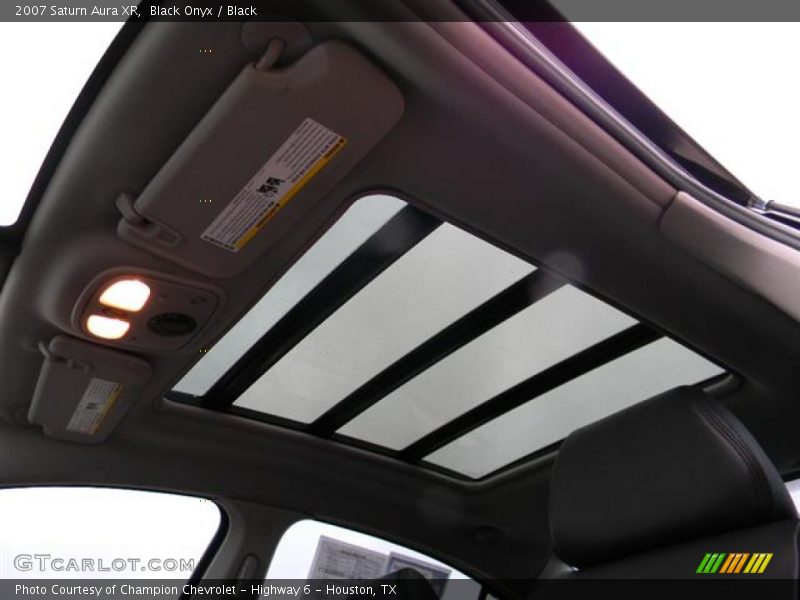 Black Onyx / Black 2007 Saturn Aura XR