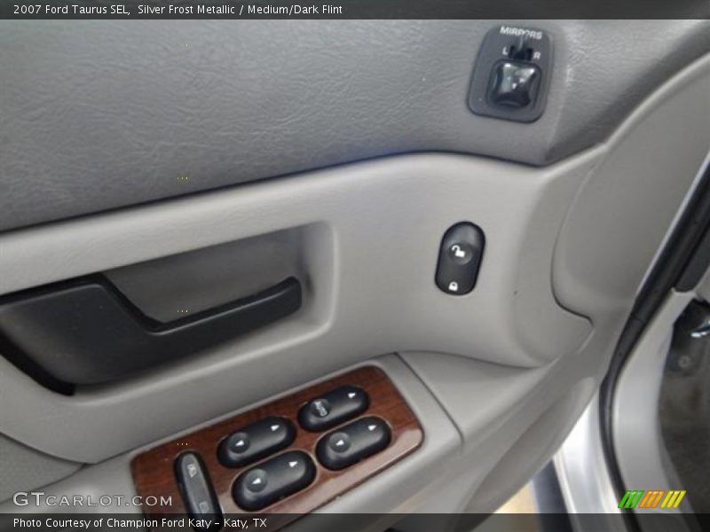 Silver Frost Metallic / Medium/Dark Flint 2007 Ford Taurus SEL