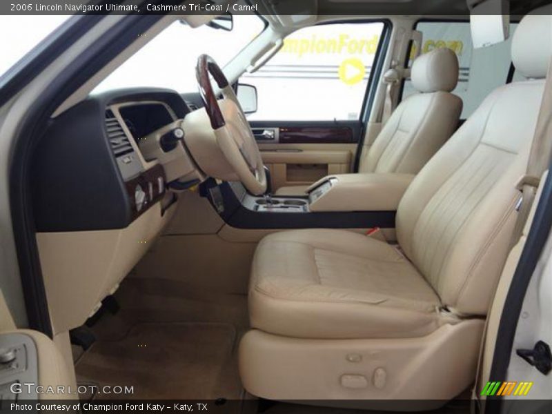 Cashmere Tri-Coat / Camel 2006 Lincoln Navigator Ultimate