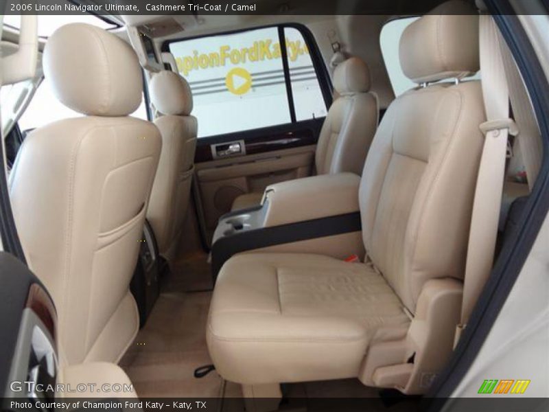 Cashmere Tri-Coat / Camel 2006 Lincoln Navigator Ultimate
