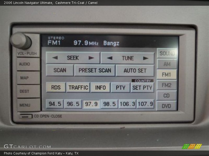 Cashmere Tri-Coat / Camel 2006 Lincoln Navigator Ultimate