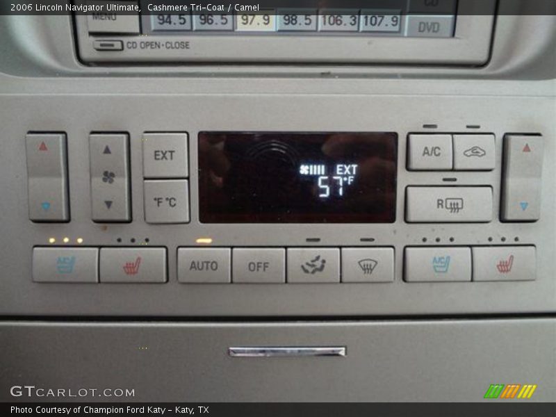 Cashmere Tri-Coat / Camel 2006 Lincoln Navigator Ultimate