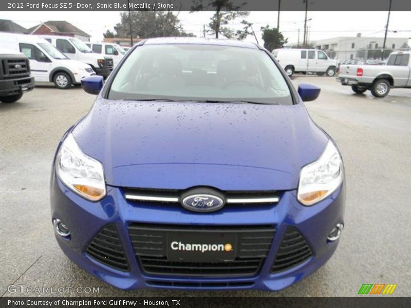 Sonic Blue Metallic / Stone 2012 Ford Focus SE 5-Door