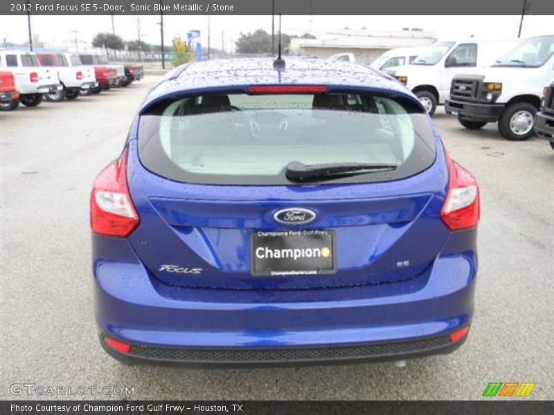 Sonic Blue Metallic / Stone 2012 Ford Focus SE 5-Door