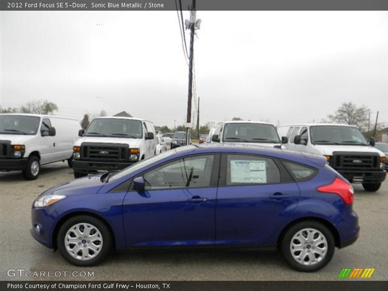 Sonic Blue Metallic / Stone 2012 Ford Focus SE 5-Door