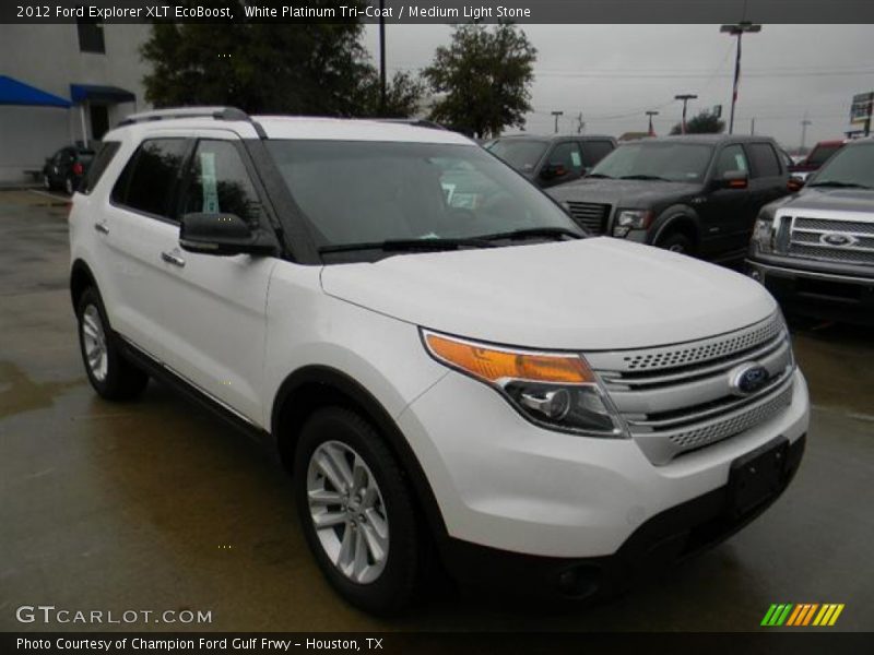 Front 3/4 View of 2012 Explorer XLT EcoBoost