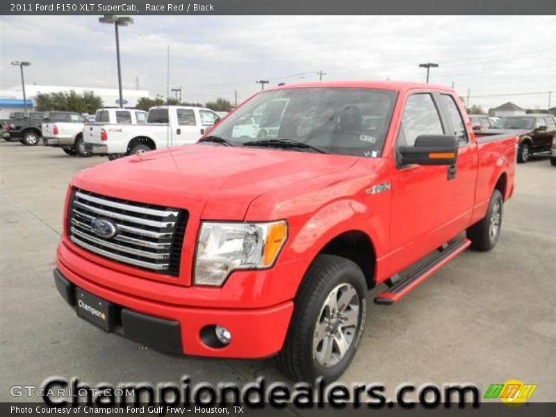 Race Red / Black 2011 Ford F150 XLT SuperCab