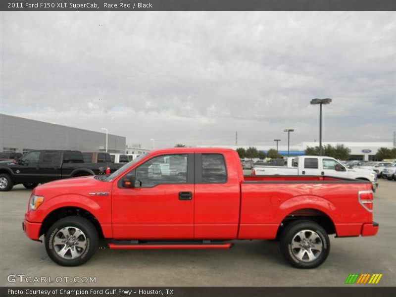 Race Red / Black 2011 Ford F150 XLT SuperCab