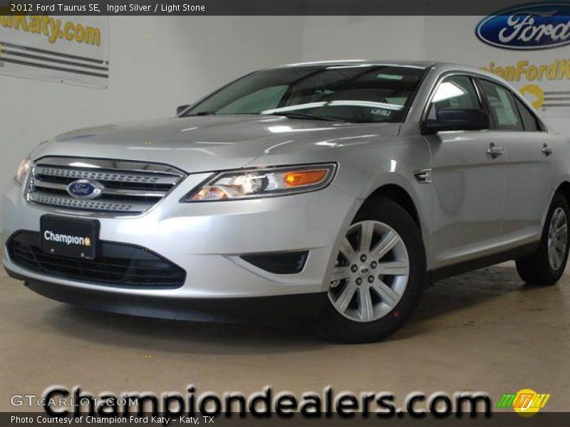 Ingot Silver / Light Stone 2012 Ford Taurus SE