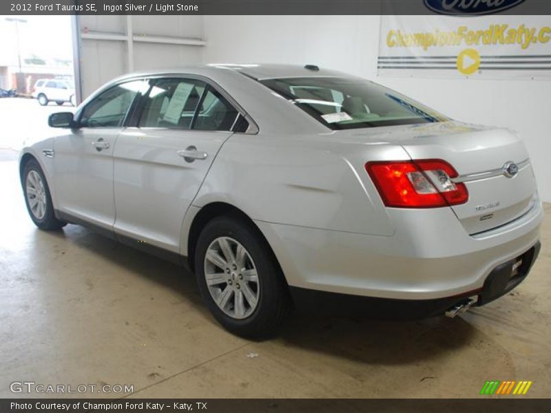 Ingot Silver / Light Stone 2012 Ford Taurus SE