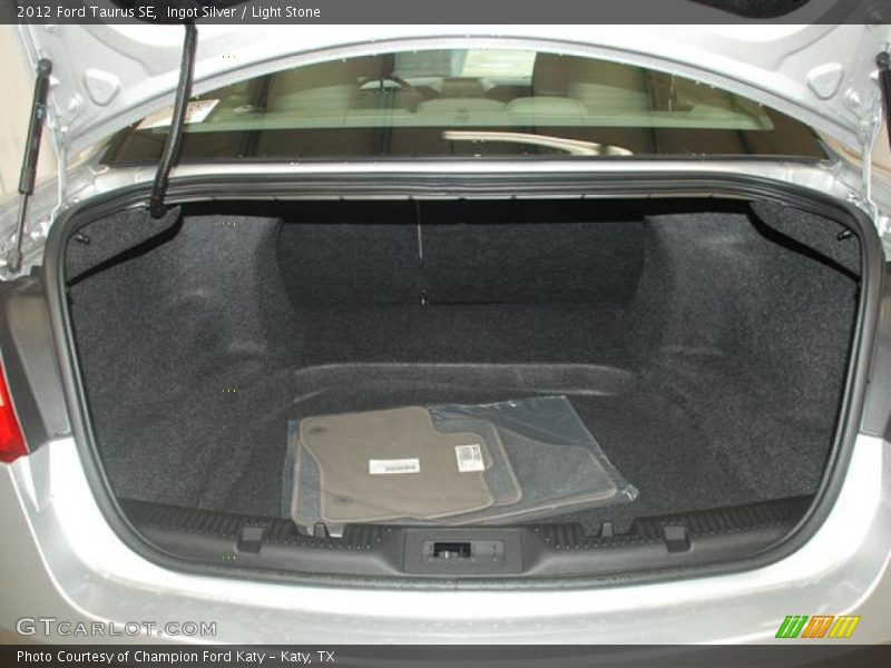 Ingot Silver / Light Stone 2012 Ford Taurus SE