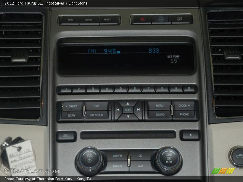 Controls of 2012 Taurus SE