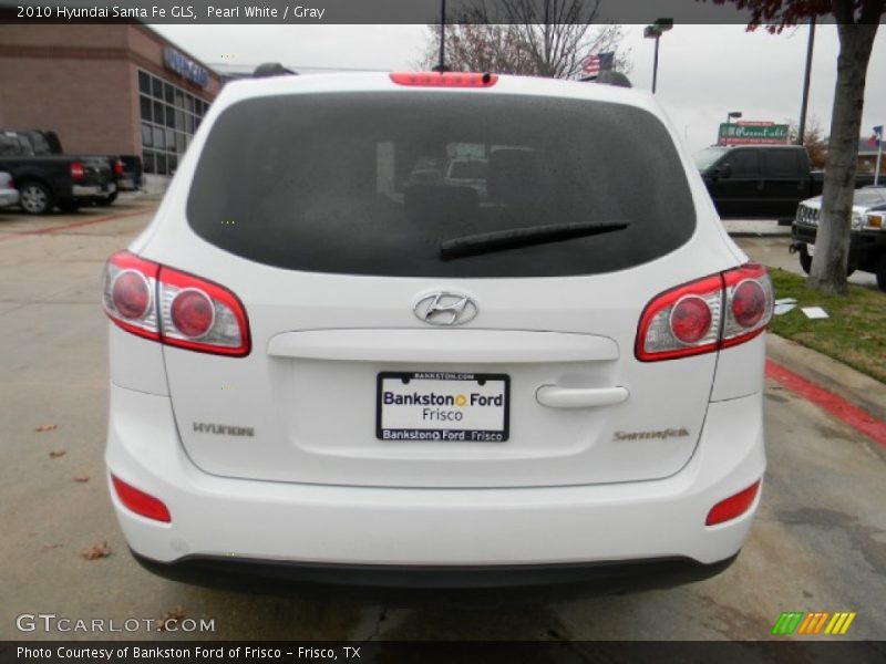 Pearl White / Gray 2010 Hyundai Santa Fe GLS