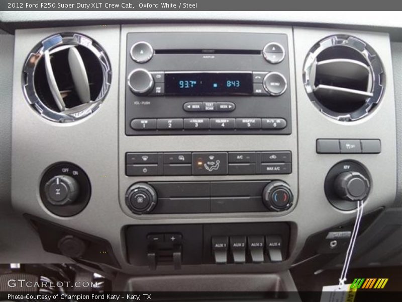 Controls of 2012 F250 Super Duty XLT Crew Cab