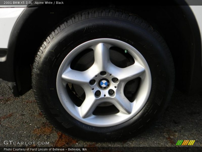 Alpine White / Black 2001 BMW X5 3.0i