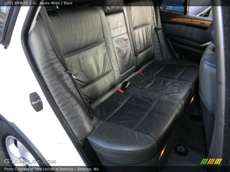 Alpine White / Black 2001 BMW X5 3.0i