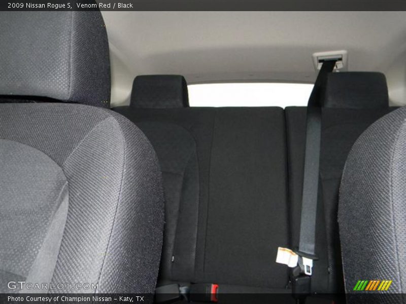 Venom Red / Black 2009 Nissan Rogue S