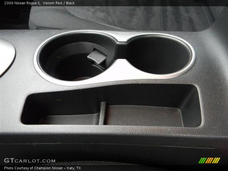 Venom Red / Black 2009 Nissan Rogue S
