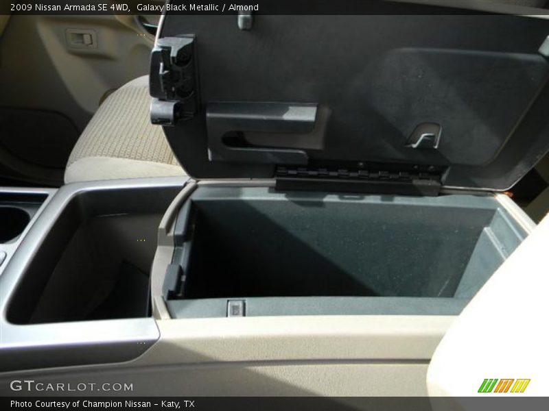 Galaxy Black Metallic / Almond 2009 Nissan Armada SE 4WD