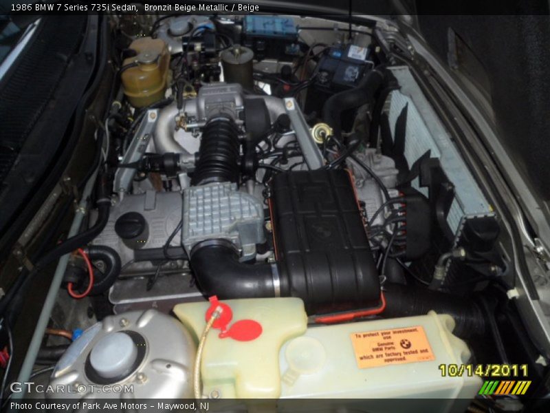  1986 7 Series 735i Sedan Engine - 3.4 Liter SOHC 12-Valve Inline 6 Cylinder