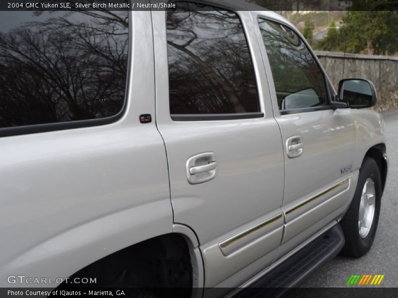 Silver Birch Metallic / Neutral/Shale 2004 GMC Yukon SLE