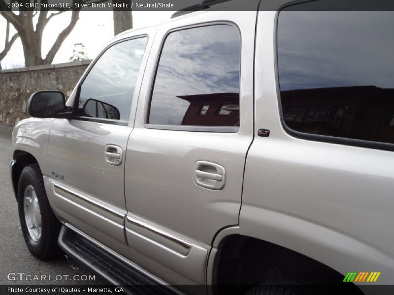 Silver Birch Metallic / Neutral/Shale 2004 GMC Yukon SLE