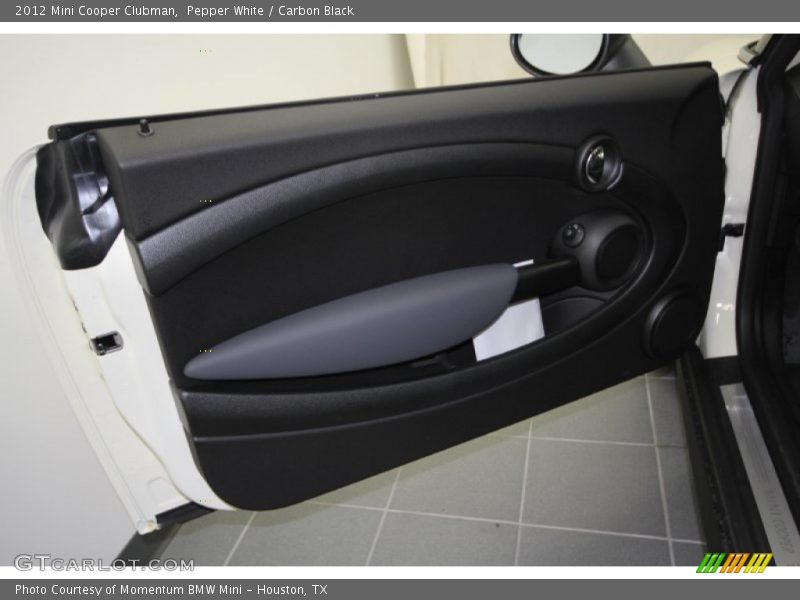 Pepper White / Carbon Black 2012 Mini Cooper Clubman