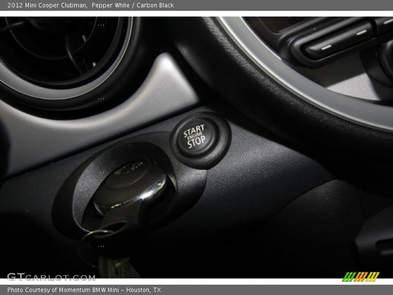 Pepper White / Carbon Black 2012 Mini Cooper Clubman