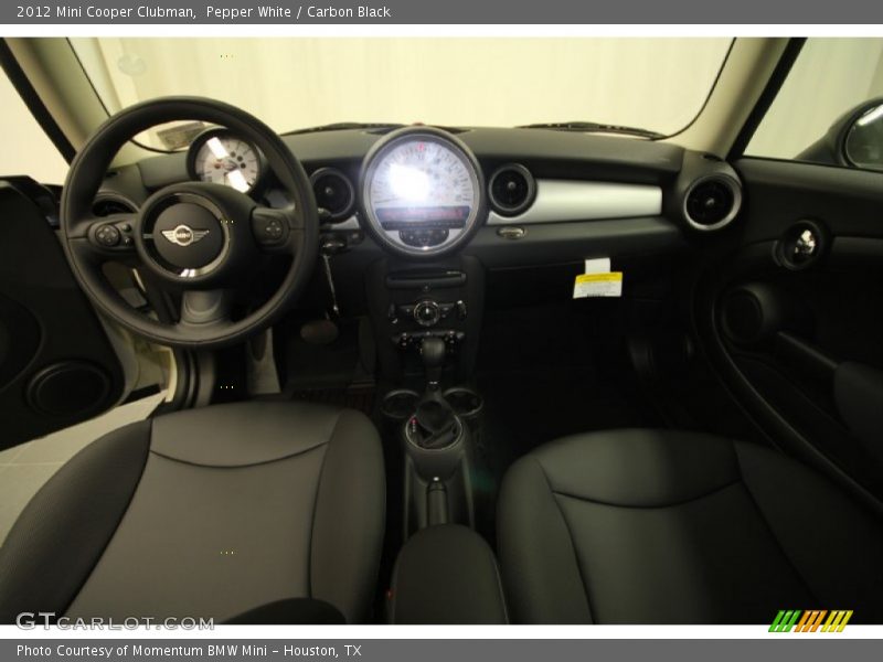 Pepper White / Carbon Black 2012 Mini Cooper Clubman