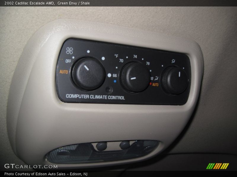 Green Envy / Shale 2002 Cadillac Escalade AWD