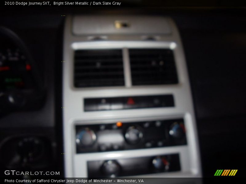 Bright Silver Metallic / Dark Slate Gray 2010 Dodge Journey SXT