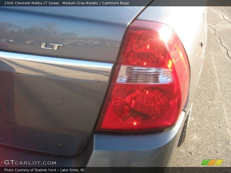 Medium Gray Metallic / Cashmere Beige 2006 Chevrolet Malibu LT Sedan