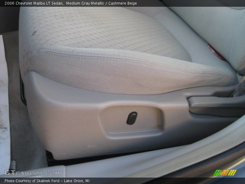 Medium Gray Metallic / Cashmere Beige 2006 Chevrolet Malibu LT Sedan