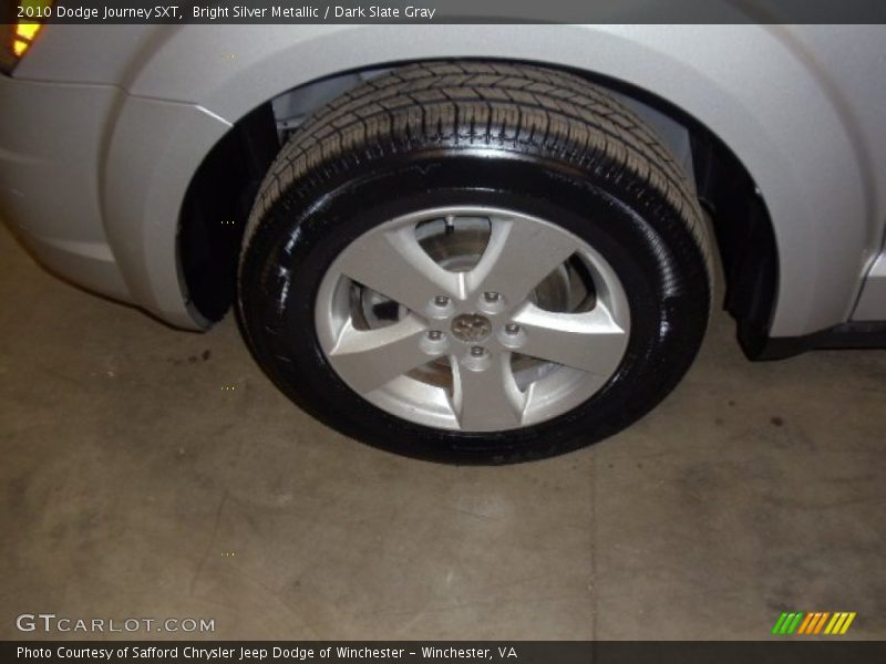 Bright Silver Metallic / Dark Slate Gray 2010 Dodge Journey SXT